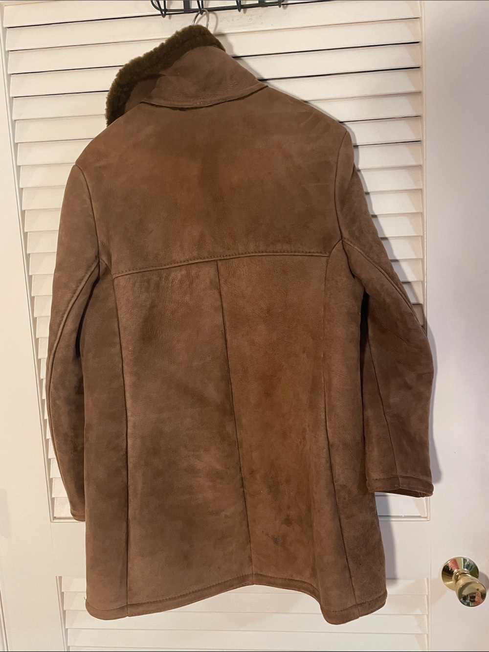 Shearling International Brown Natural Sheepskin Jacket with Plush Collar - Picture 8 of 12
